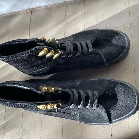 Vans Marvel black Panther limited edition size 35 - Picture 8 of 8